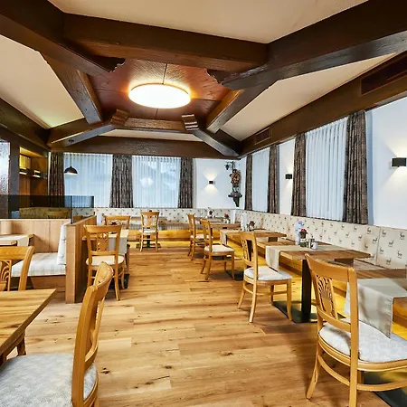 Luxus Mit Whirlpool Im Rupertihof Hotel 3*